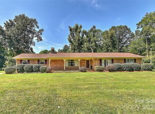 5147 Hickory Grove Rd, Gastonia, NC 28056