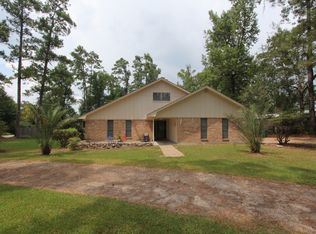 285 Hartman Loop, Silsbee, TX 77656
