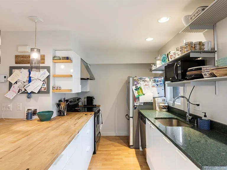 63 Bolton St #63 — Photo 5