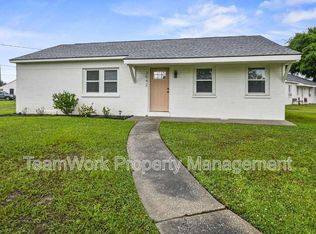 3042 Terry Dr, North Charleston, SC 29405
