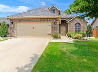 2014 Carriage Rd, Heartland, TX 75126