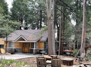 23797 Inspiration Rd, Crestline, CA 92325