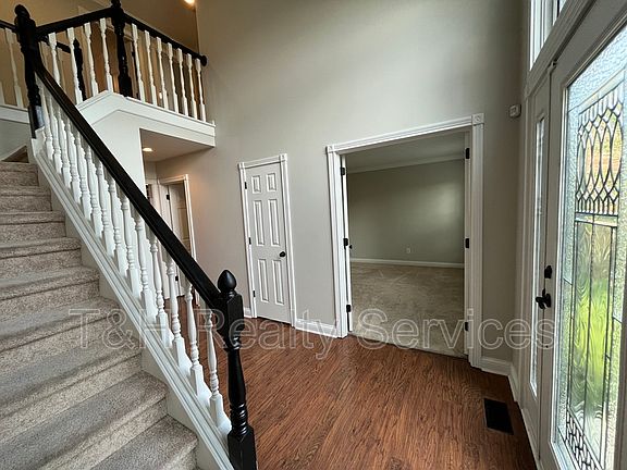 5th image of 12154 Admirals Landing Blvd