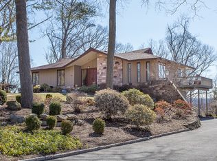 50 Manor Dr, Basking Ridge, NJ 07920