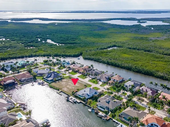 5413 SW 28th Pl, Cape Coral, FL 33914