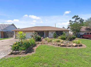 2521 Pickerton Dr, Deer Park, TX 77536