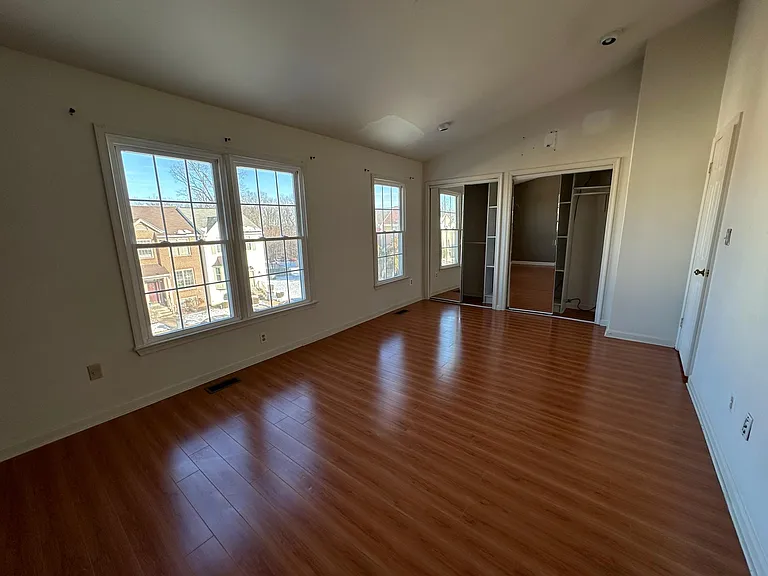 7770 Black Horse Ct — Photo 18