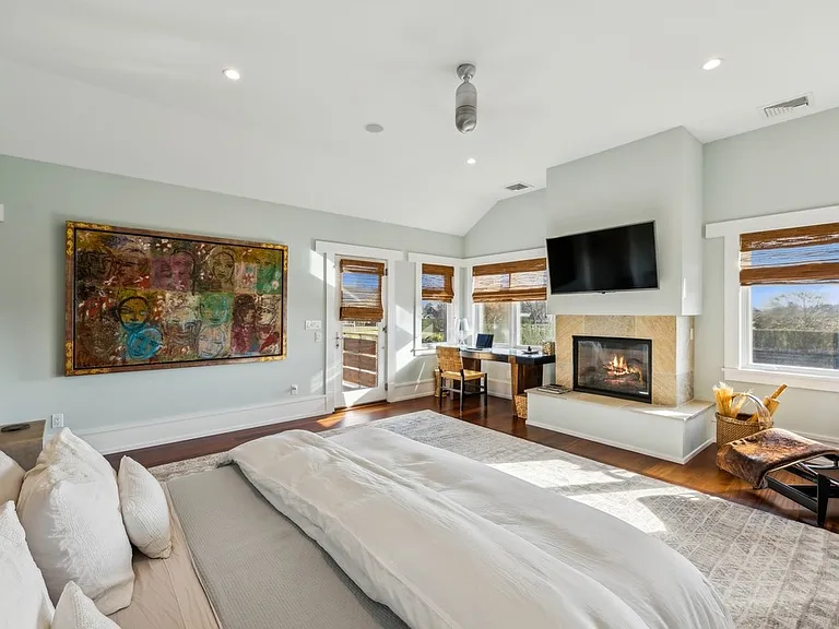 807 Halsey Ln — Photo 14