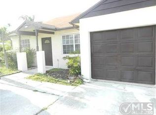 8507 Blue Cypress Dr, Lake Worth, FL 33467
