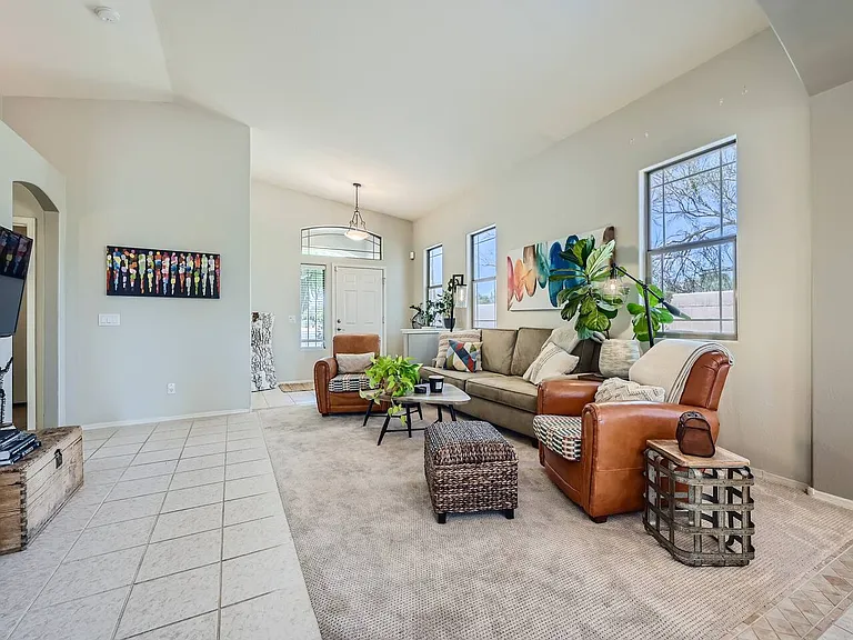 5069 E Lucia Dr — Photo 5