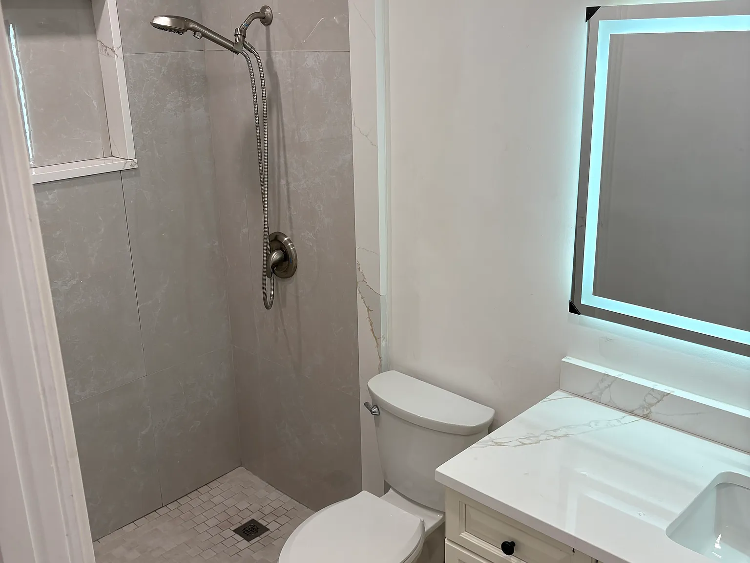 2 bed, 1150 sqft, $1,800 — Photo 3