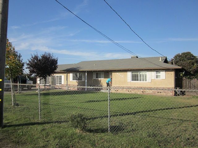 2nd image of 9045 S Endow Rd