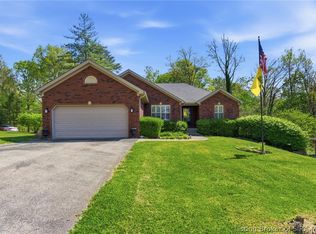 1117 Lakeview Drive, Borden, IN 47106