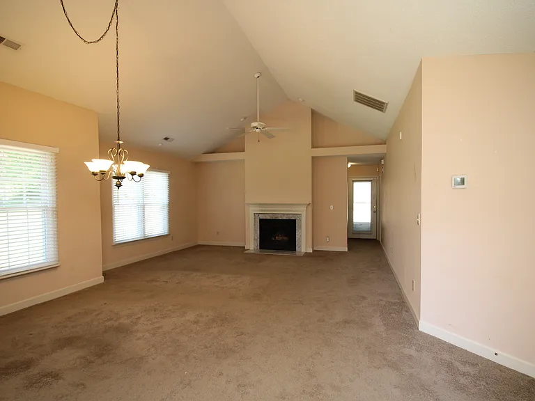 33 Cedar Knoll Dr — Photo 13