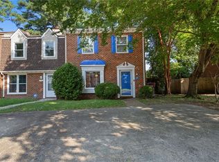 38 King George Quay, Chesapeake, VA 23325