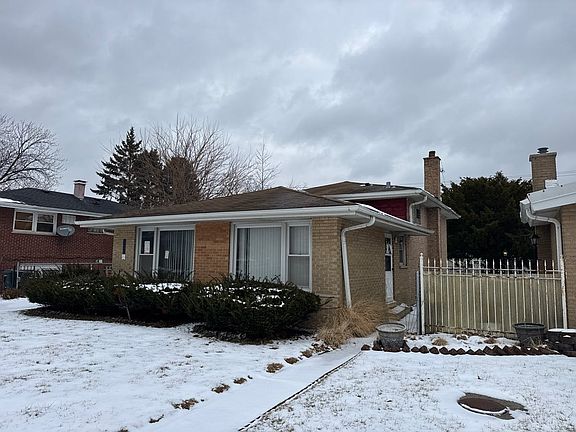 2nd image of 15105 Chicago Rd