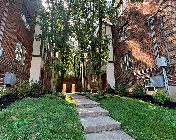 5132 Montgomery Rd — Photo 1