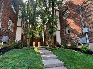 5132 Montgomery Rd, Cincinnati, OH 45212