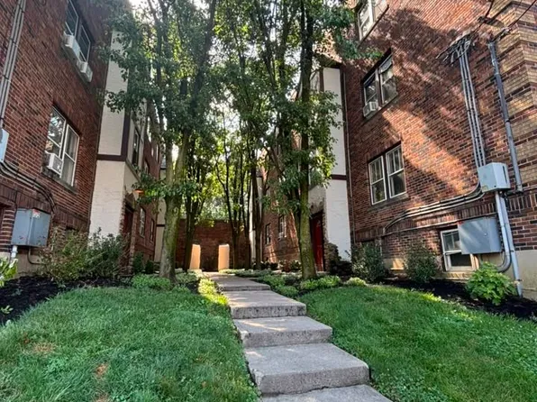 5132 Montgomery Rd, Cincinnati, OH 45212