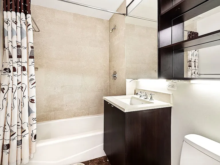 215 E 96th St #30G — Photo 4
