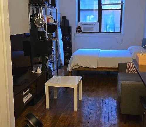 3rd image of 208 E 88th St APT B
