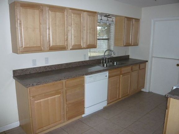 Kitchen - 2