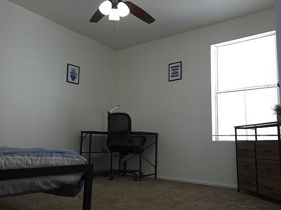 4th image of 4401 Safelite Blvd NE #8201