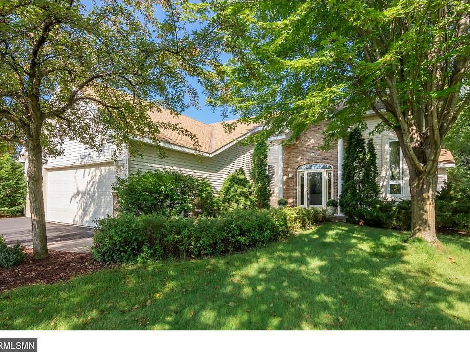 1st image of 9500 Crescent Ln