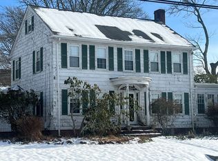 1633 Highland Ave, Fall River, MA 02720