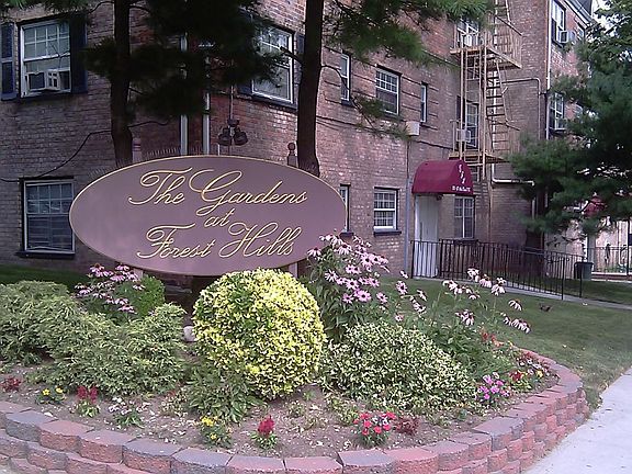 3rd image of 11133 66th Ave APT 1C