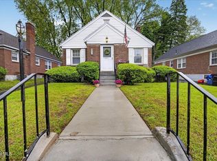 36 Pointview Dr, Troy, NY 12180