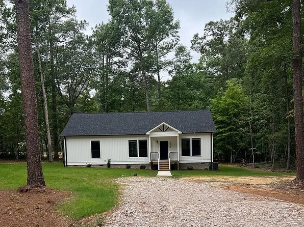 1132 Page St, Troy, NC 27371