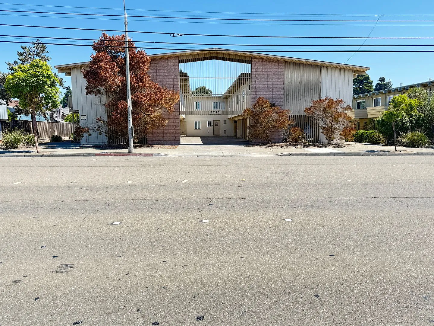 2217 Otis Drive — Photo 1