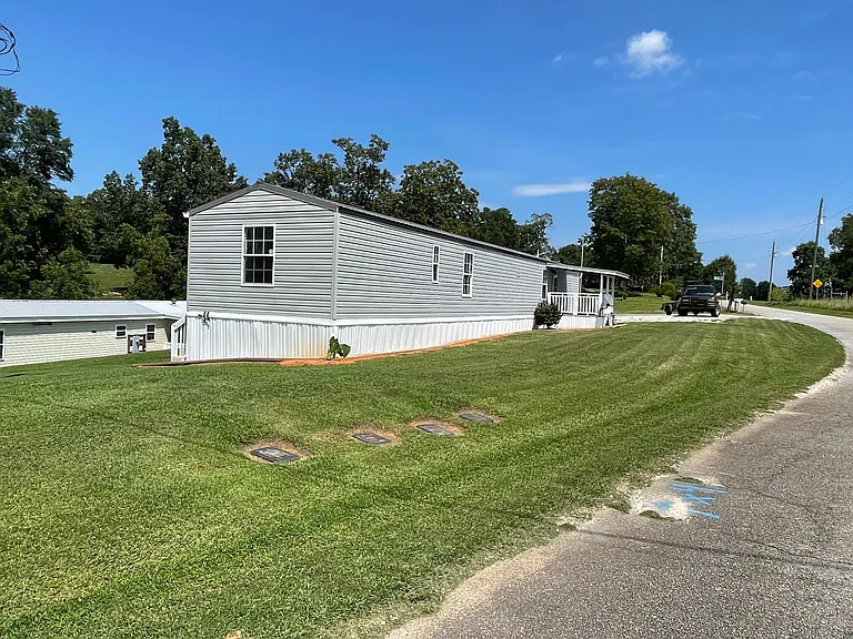 301 Arlon Dr — Photo 2