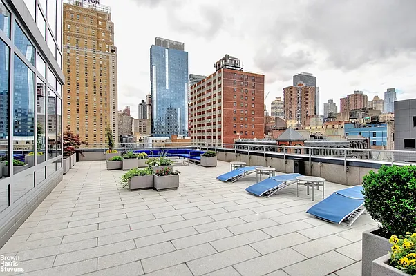 Rented by Brown Harris Stevens | media 21