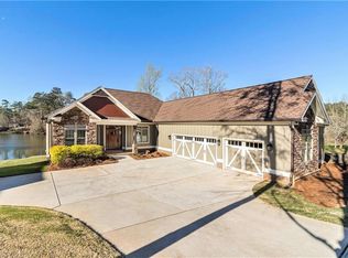 104 Mabry Rd, Jackson, GA 30233