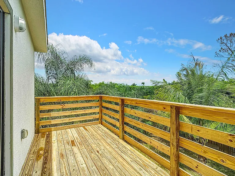 2505 Storter Ave — Photo 49