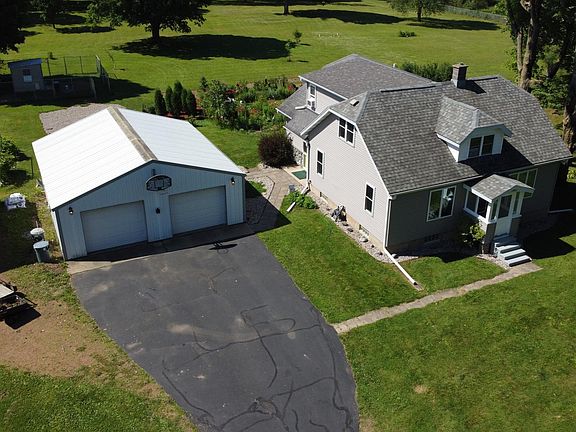 4th image of 619 E 8th Ave
