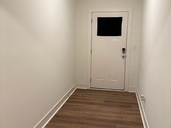 3rd image of 7618 Avalon Blvd