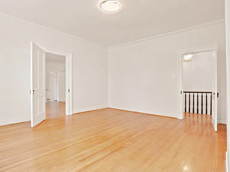 209 N Washington St — Photo 28