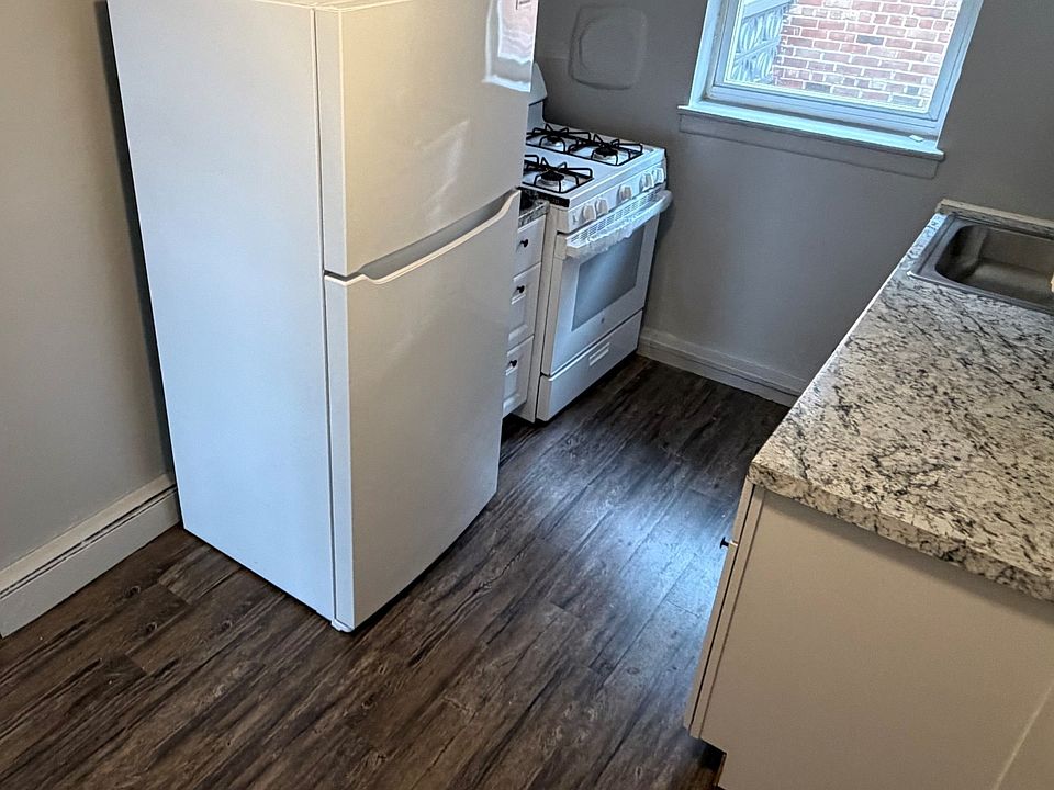 1st image of 102 W Hudson St