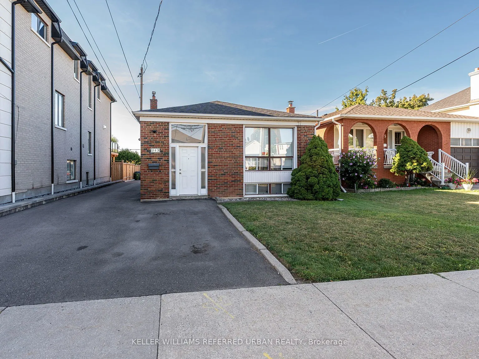2 bed, $2,300 — Photo 3