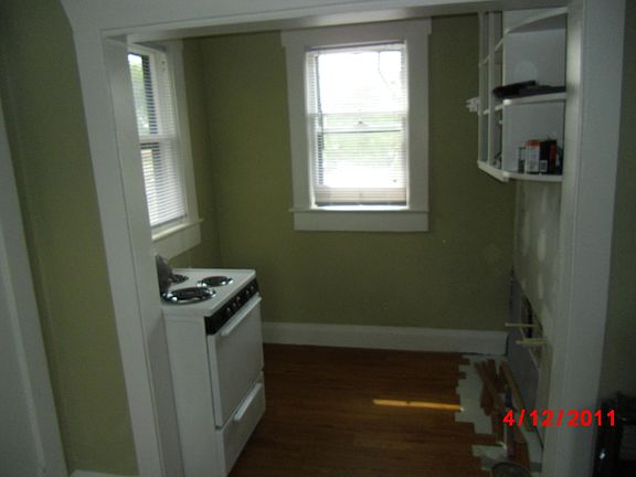 3rd image of 5708 1/2 N Suwanee Ave
