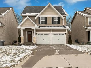 543 Parkgate Dr, Lake Saint Louis, MO 63367