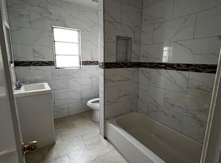1213 S La Cienega Blvd, Los Angeles, CA 90035