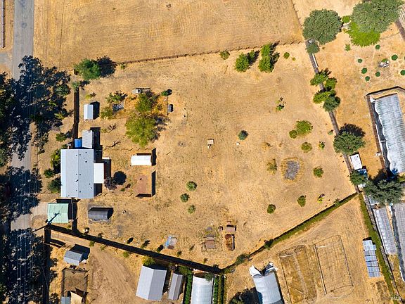 2nd image of 9426 Quarterhorse Lane