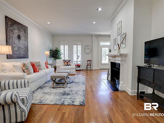 5th image of 103 Fairhope Ct #9