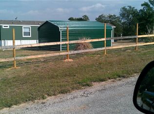 105 Salt Of The Earth Ct, Springtown, TX 76082