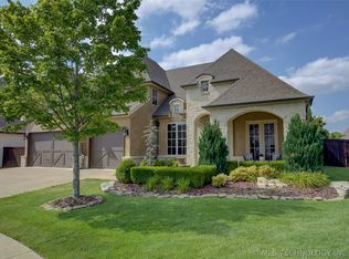 9477 E 105th Pl, Tulsa, OK 74133