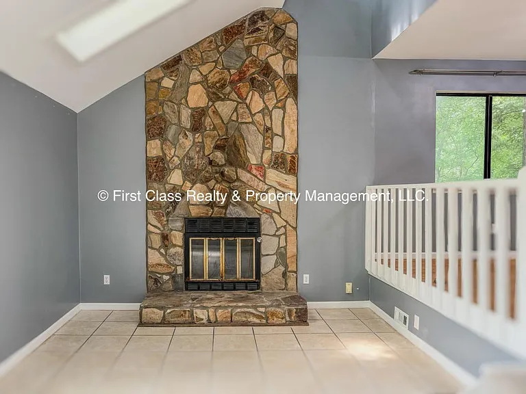 8015 Tiburon Cir — Photo 9